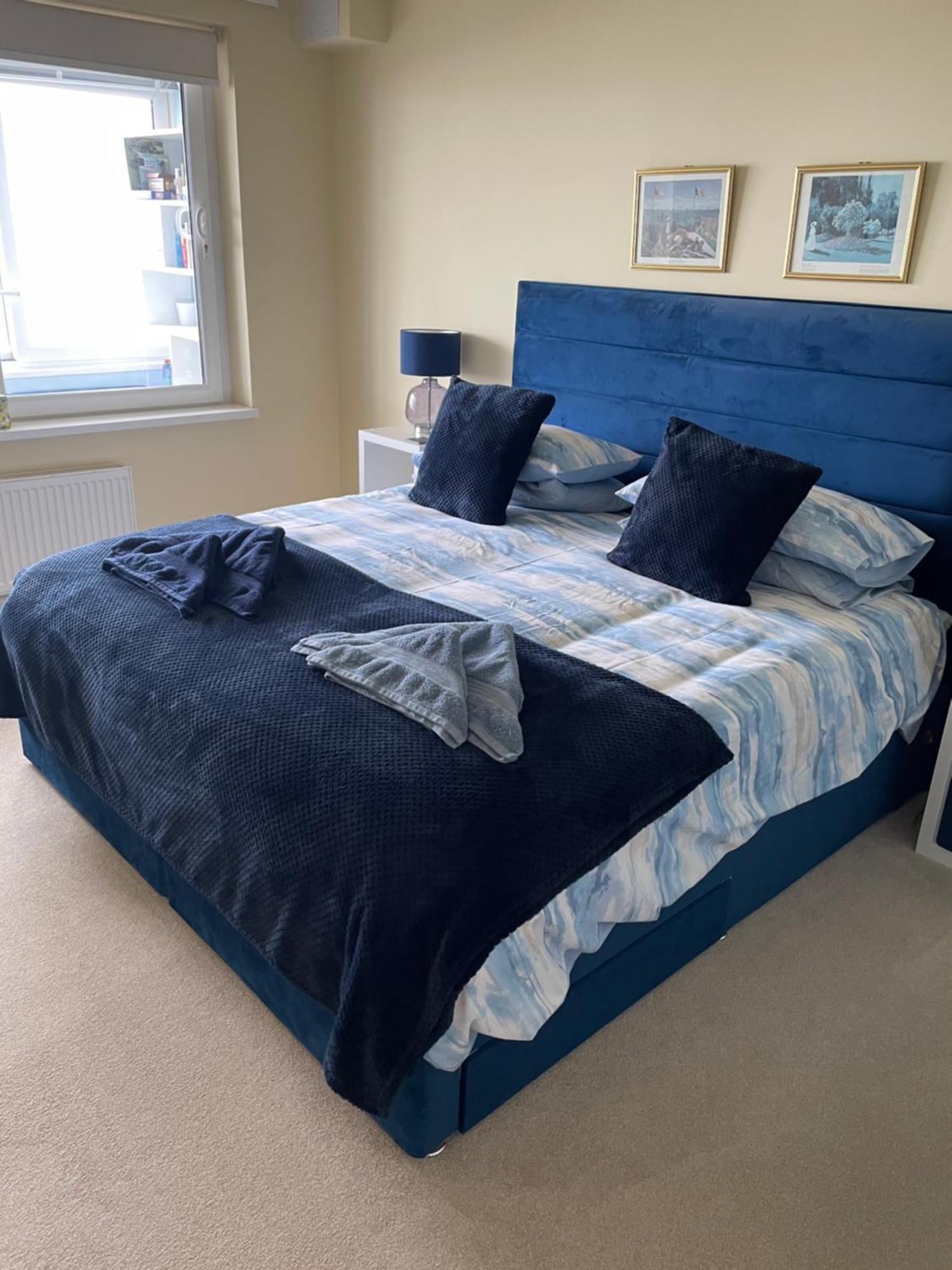 Seascape With Outstanding Sea Views Apartment Brighton