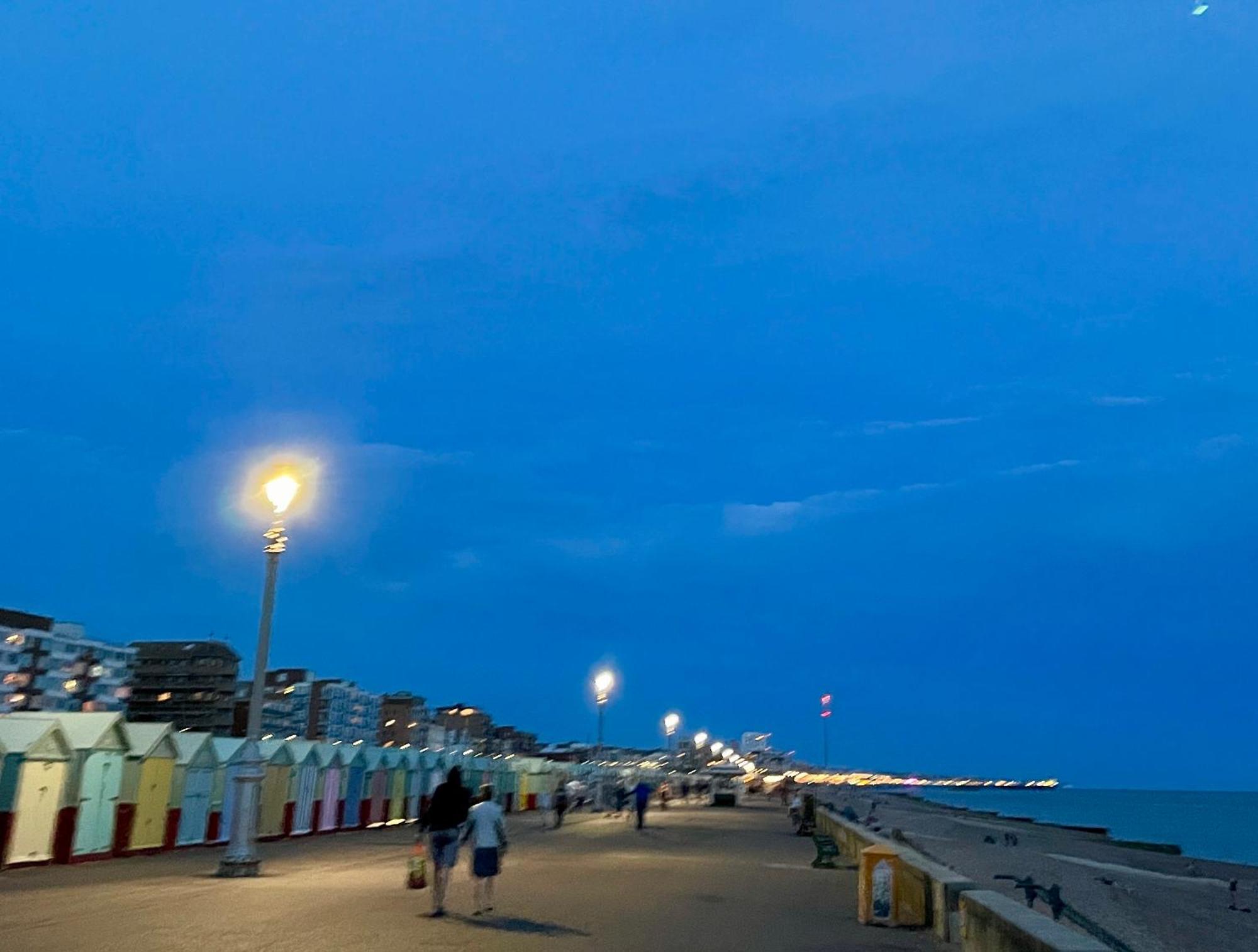 Seascape With Outstanding Sea Views * Brighton