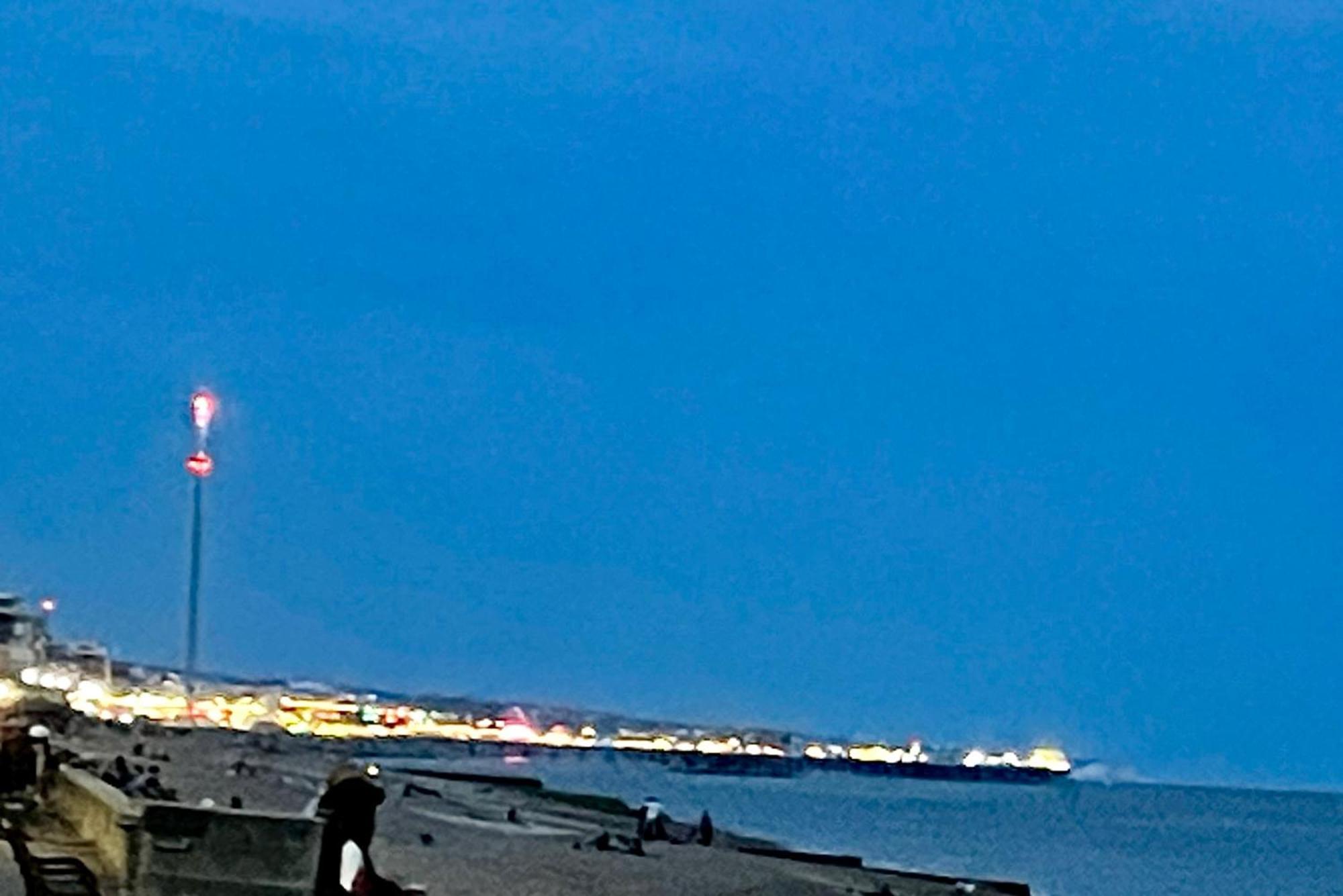 Apartment Seascape With Outstanding Sea Views Brighton