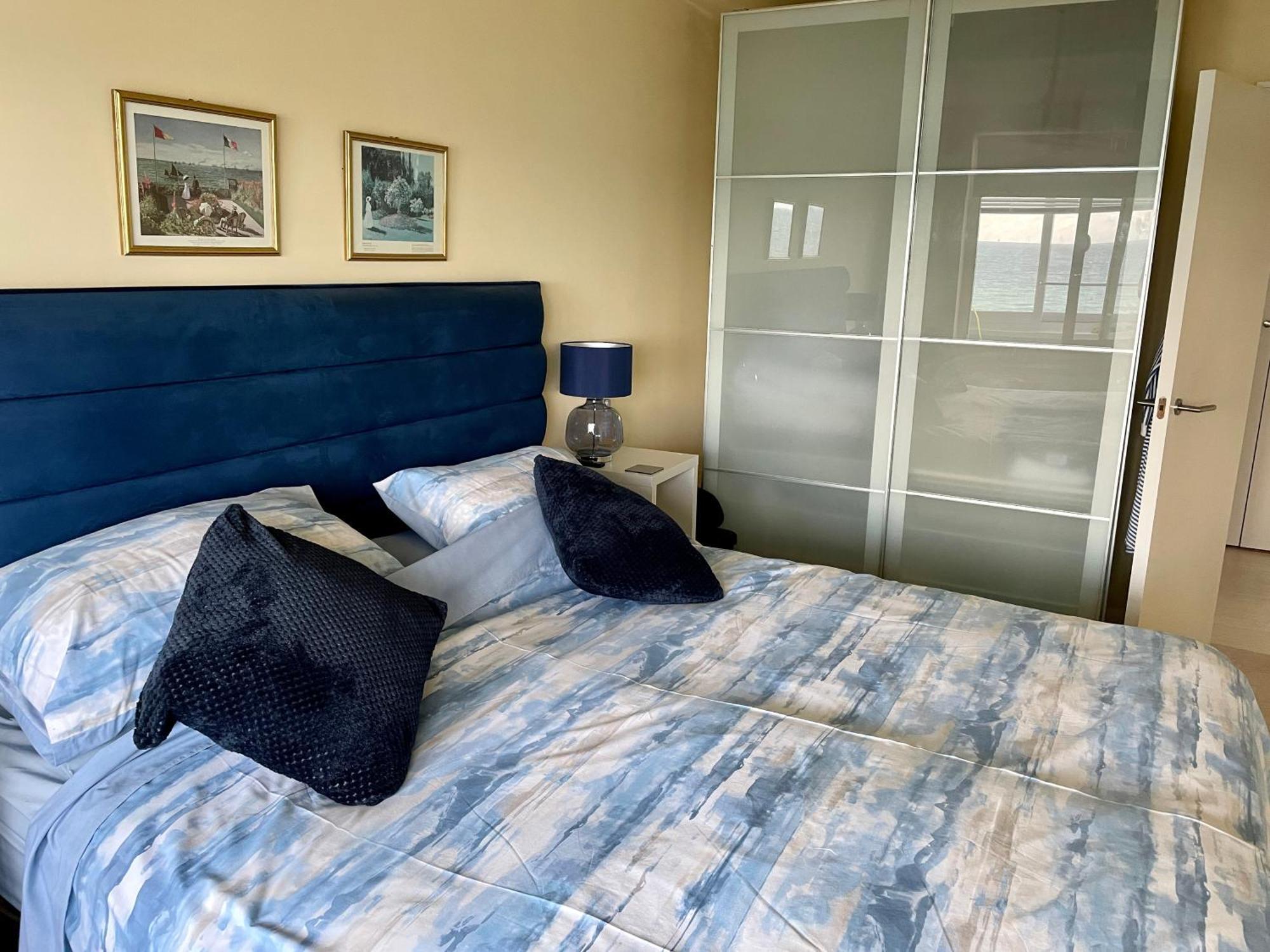 Apartment Seascape With Outstanding Sea Views *